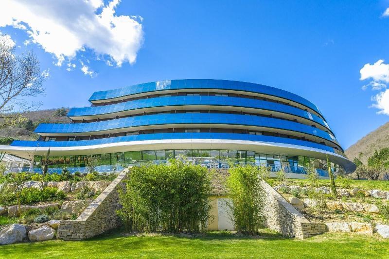 Eau Thermale Avene L'Hotel Екстериор снимка