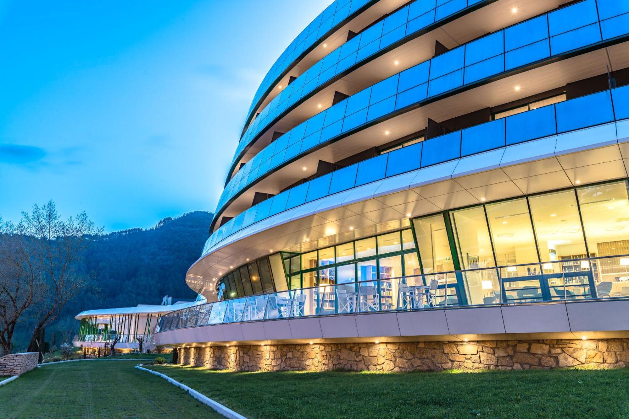 Eau Thermale Avene L'Hotel Екстериор снимка