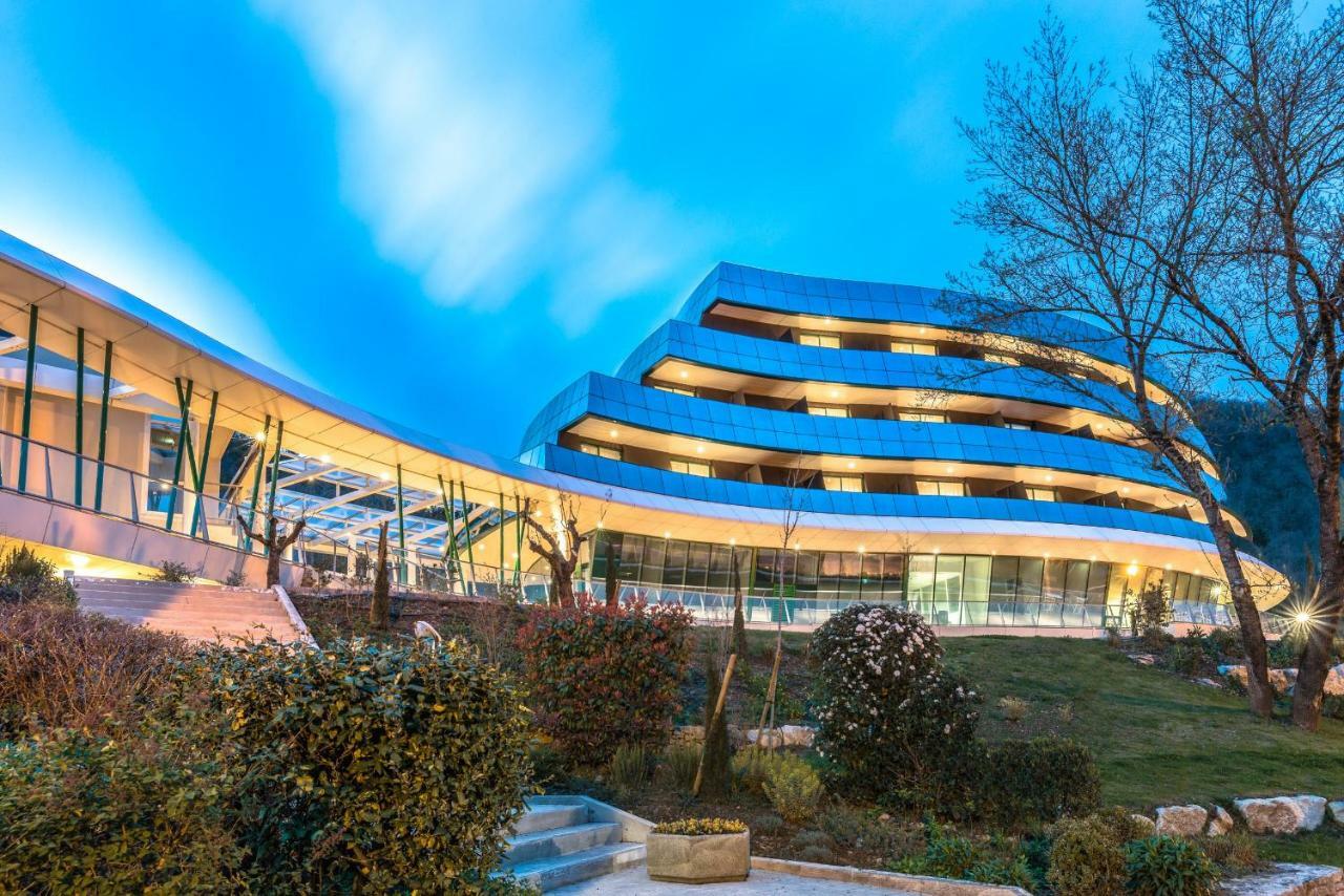 Eau Thermale Avene L'Hotel Екстериор снимка